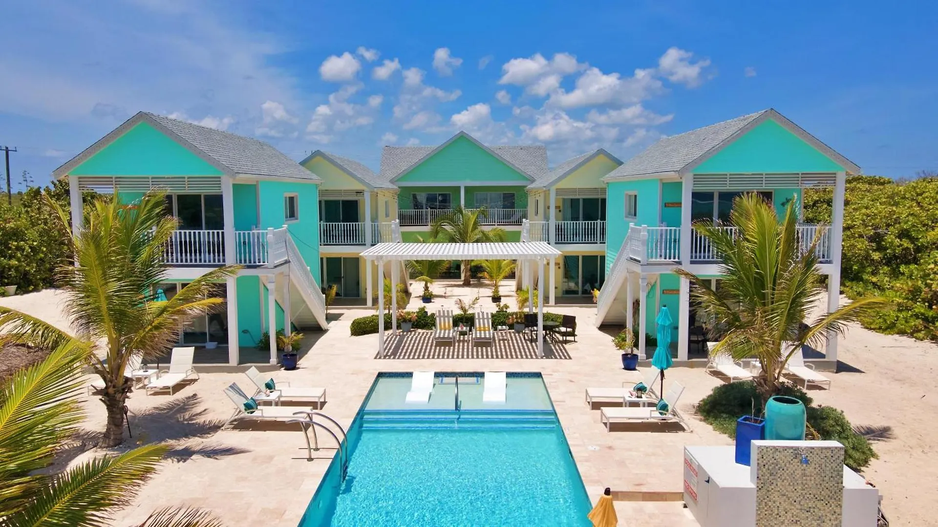 The Banana Bird At Cottages Sand Bluff