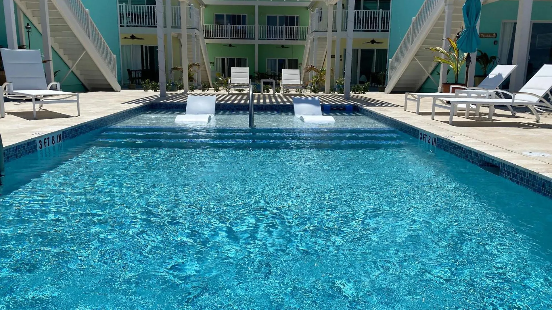 Feriehus The Banana Bird At Cottages Sand Bluff Cayman-øerne